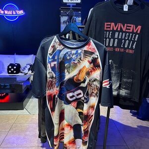 Tom Brady NFL New England Patriots vintage 90s graphic style shirt